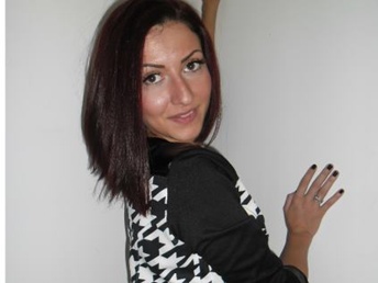 Ingyenes �l� kamer�k �s szex chat